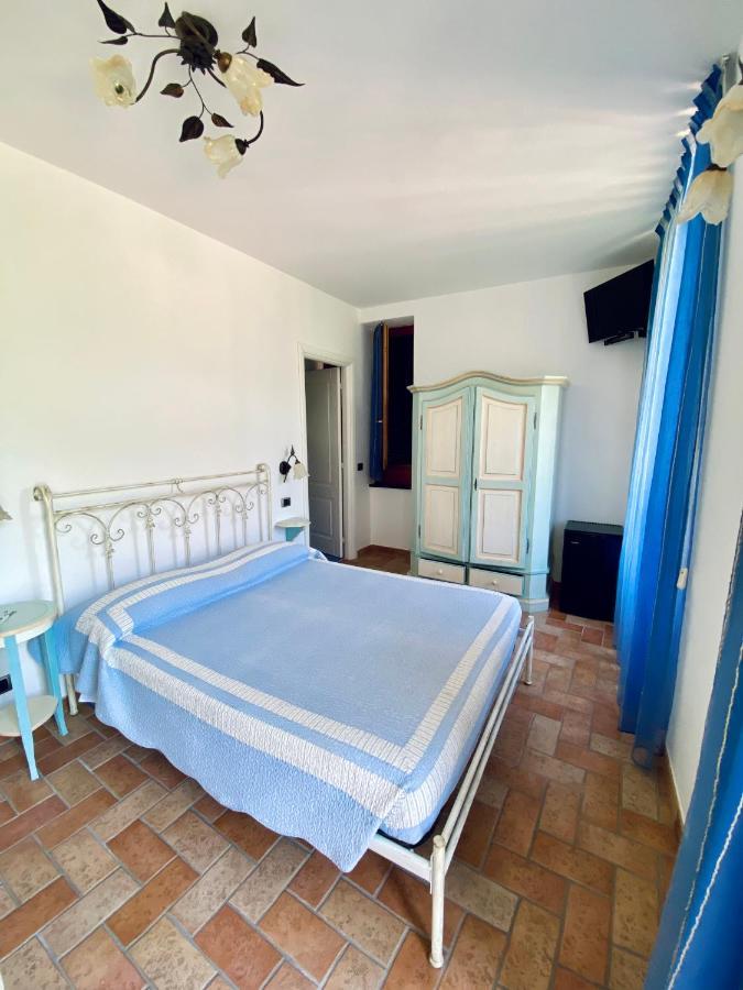 Sandra Villa Rooms Корнілья Екстер'єр фото