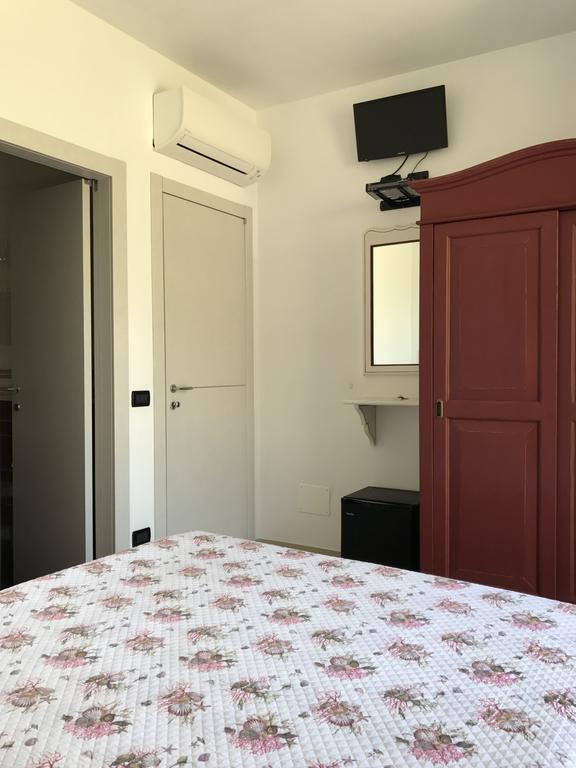 Sandra Villa Rooms Корнілья Екстер'єр фото